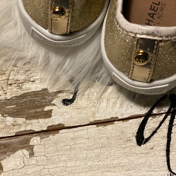 MK Sneakers - Picture 3 of 4